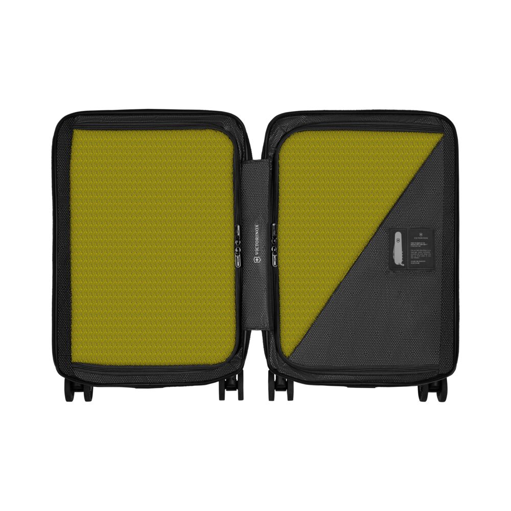 Victorinox Airox Spinner 75cm - Image 32