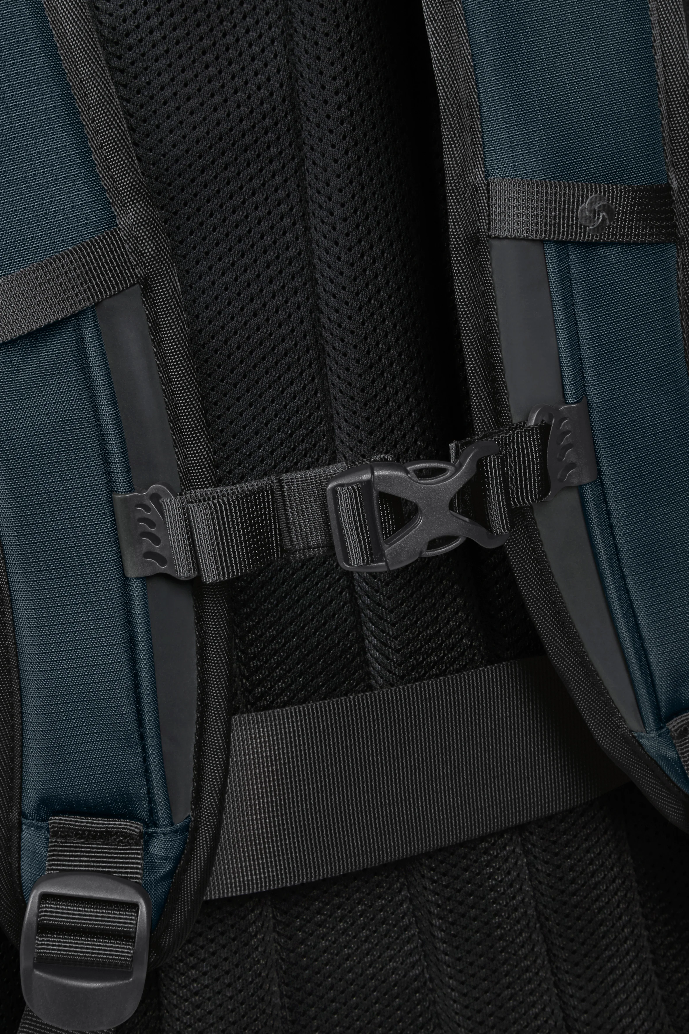 Samsonite BIZ2GO Backpack 17.3" Daytrip - Image 18