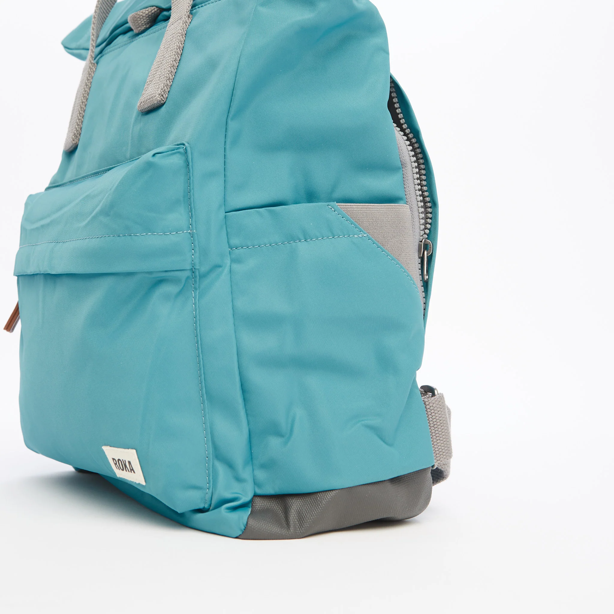 Roka Canfield B Medium Sustainable Nylon - Image 10