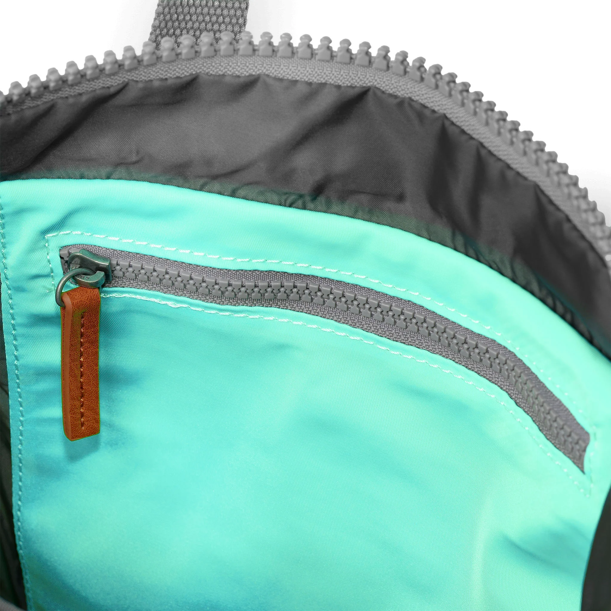 Roka Canfield B Medium Sustainable Nylon - Image 43