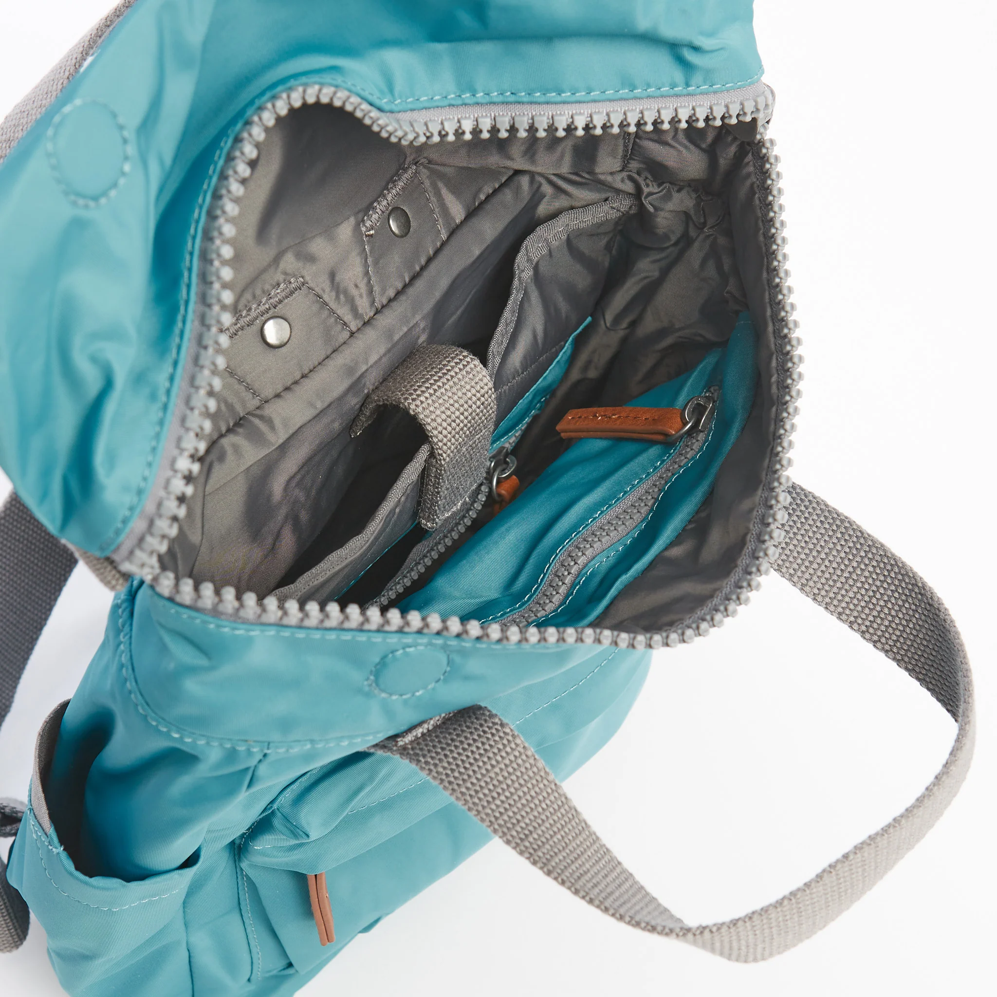 Roka Canfield B Small Sustainable Nylon - Image 6