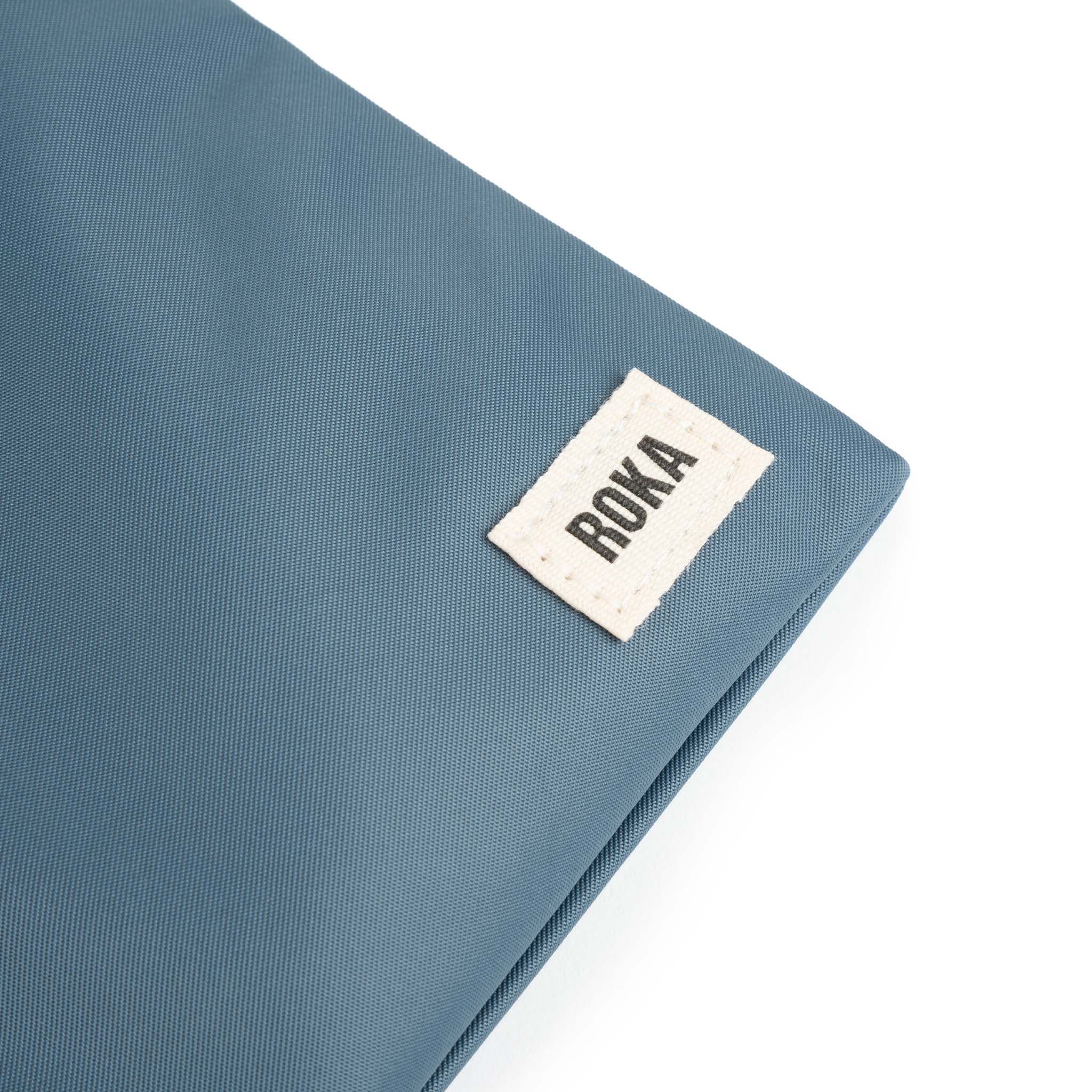 Roka Chelsea Pocket Sling Sustainable Nylon - Image 5