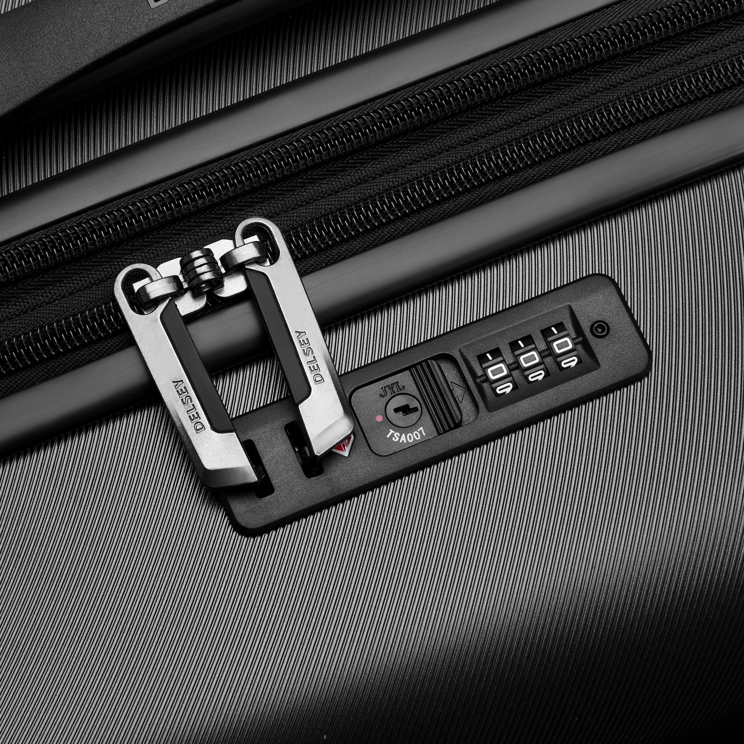 Delsey Air Armour 4 Wheel Expandable Suitcase - 77cm - Image 7