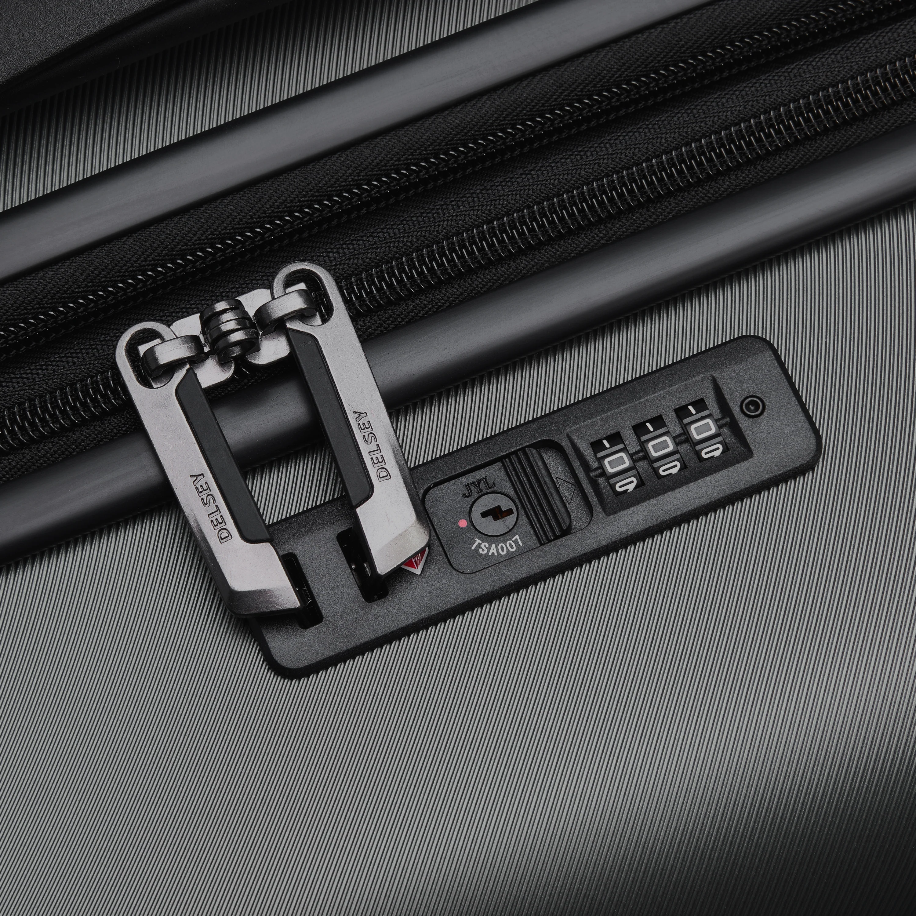 Delsey Air Armour 4 Wheel Slim Cabin Suitcase - 55cm - Image 14