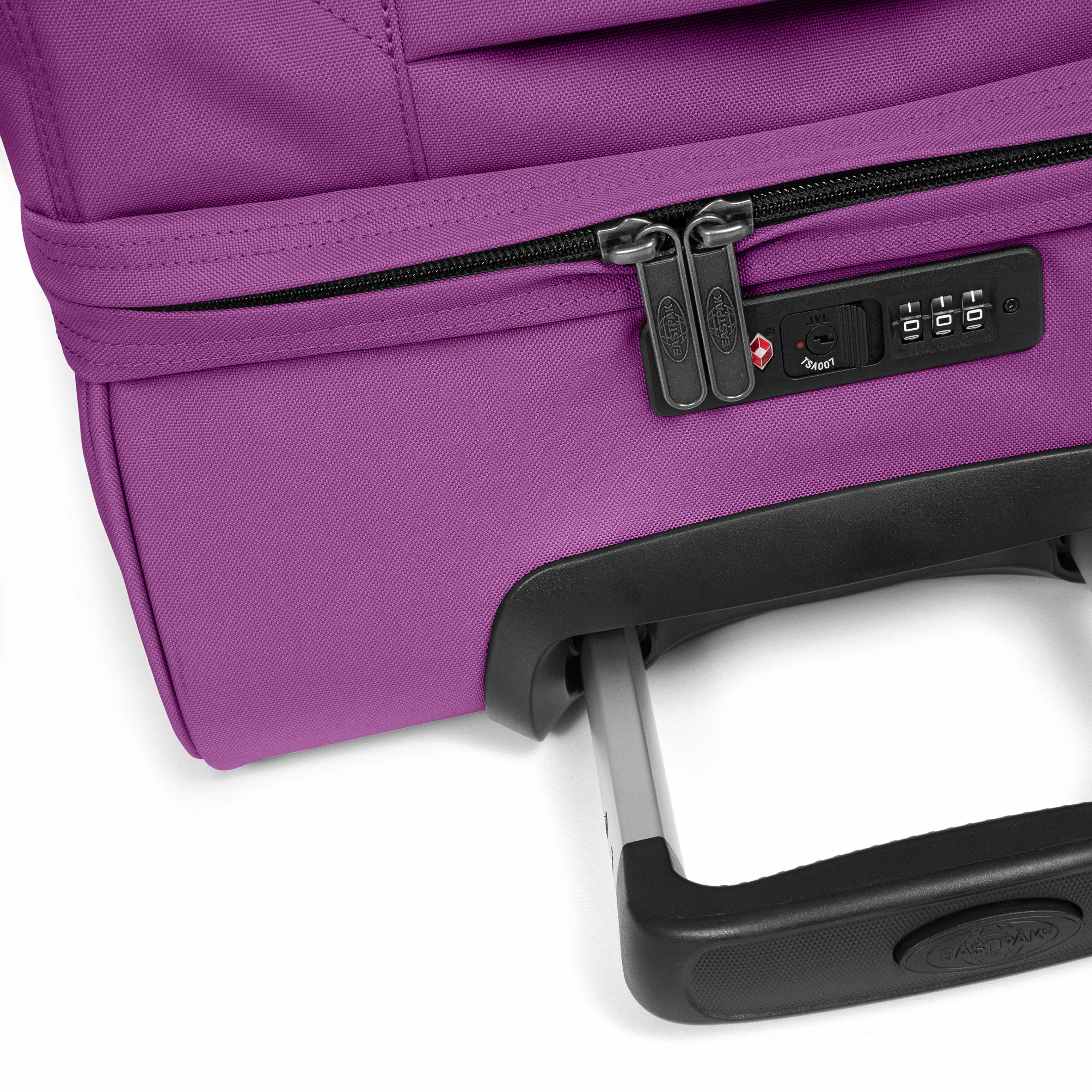 Eastpak Transit'R  2 Wheel Medium - 67cm - Image 29