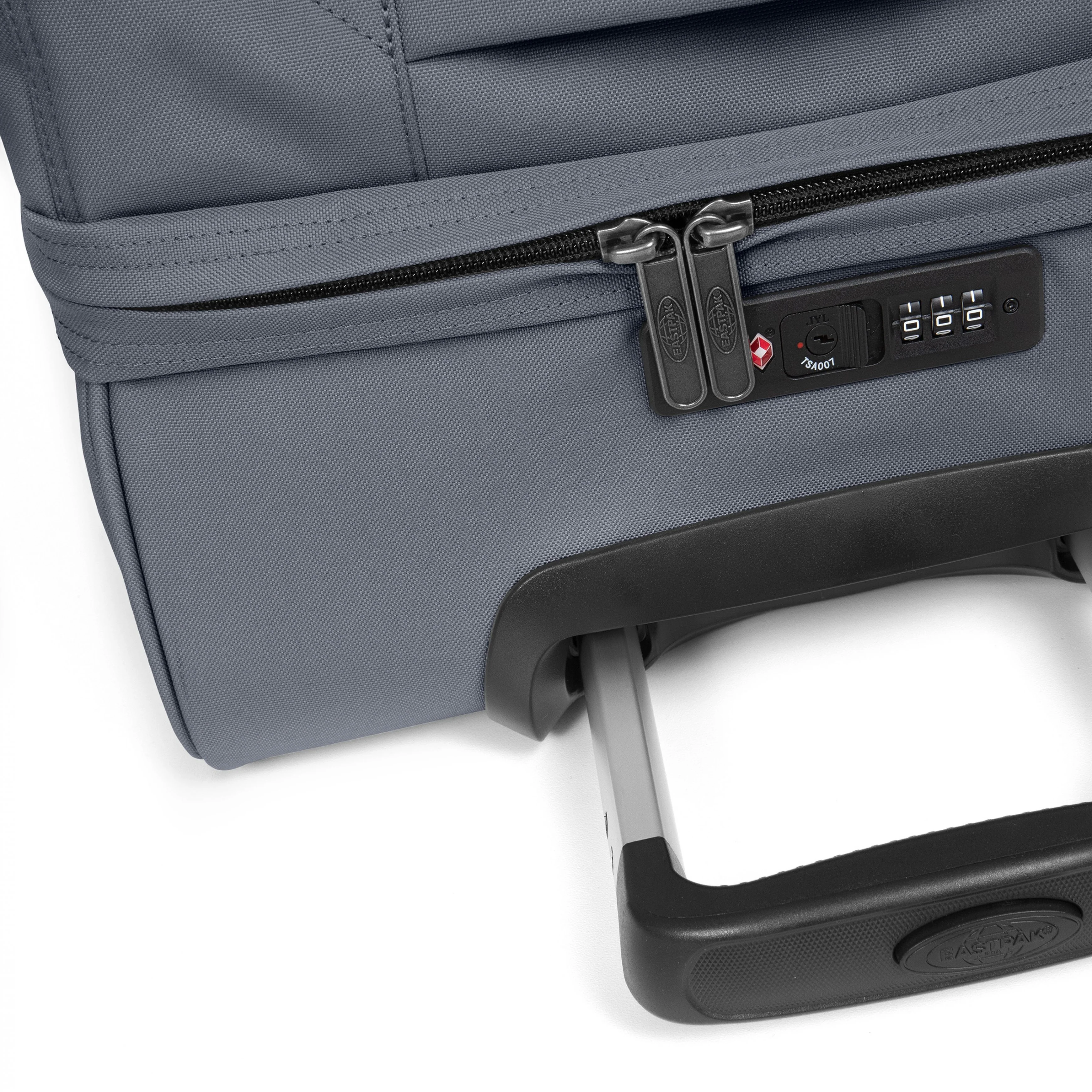 Eastpak Transit'R  2 Wheel Medium - 67cm - Image 49