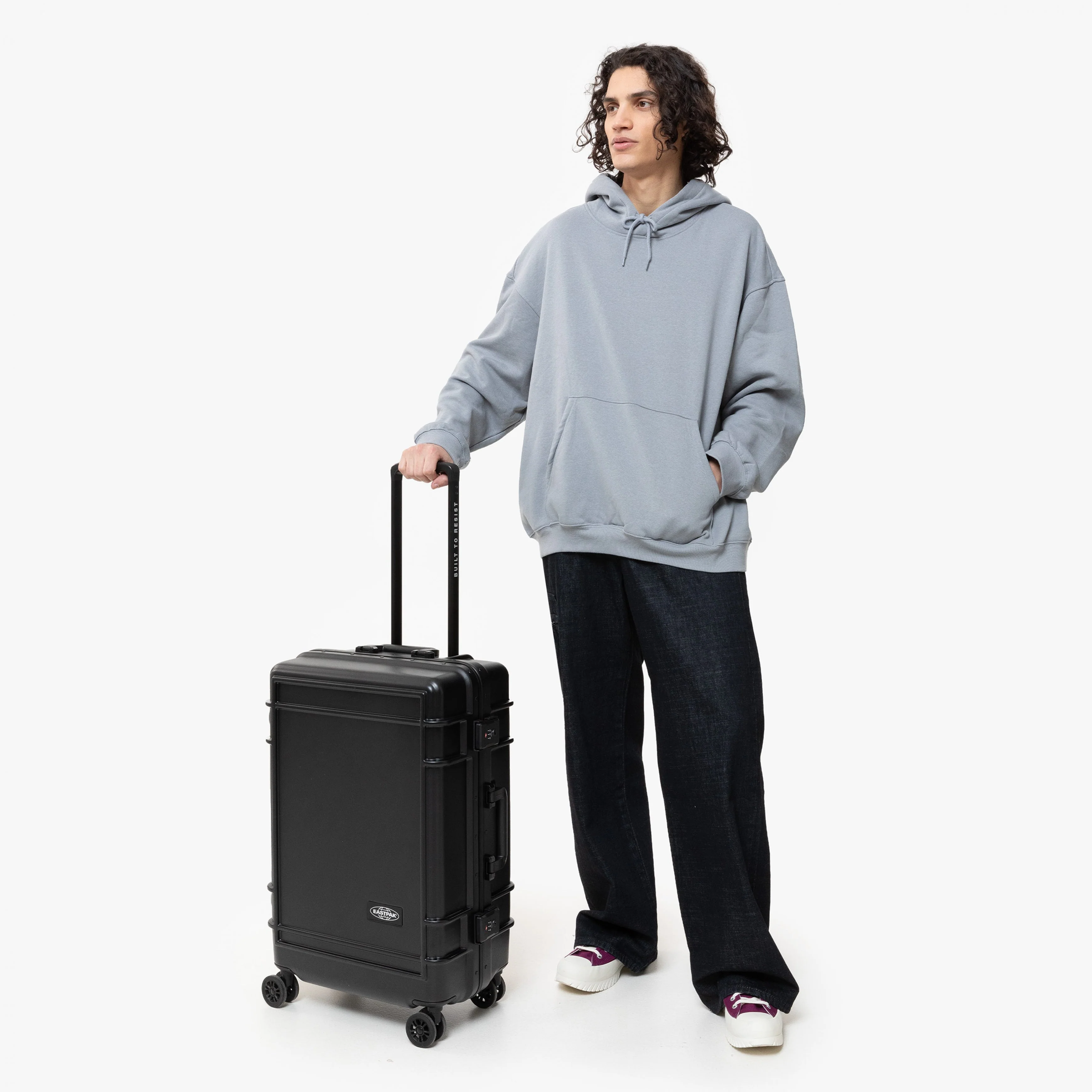 Eastpak Resist'R 4 Wheel 68.5cm Medium Suitcase - Image 20