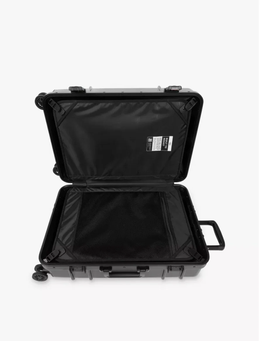Eastpak Resist'R 4 Wheel 68.5cm Medium Suitcase - Image 3