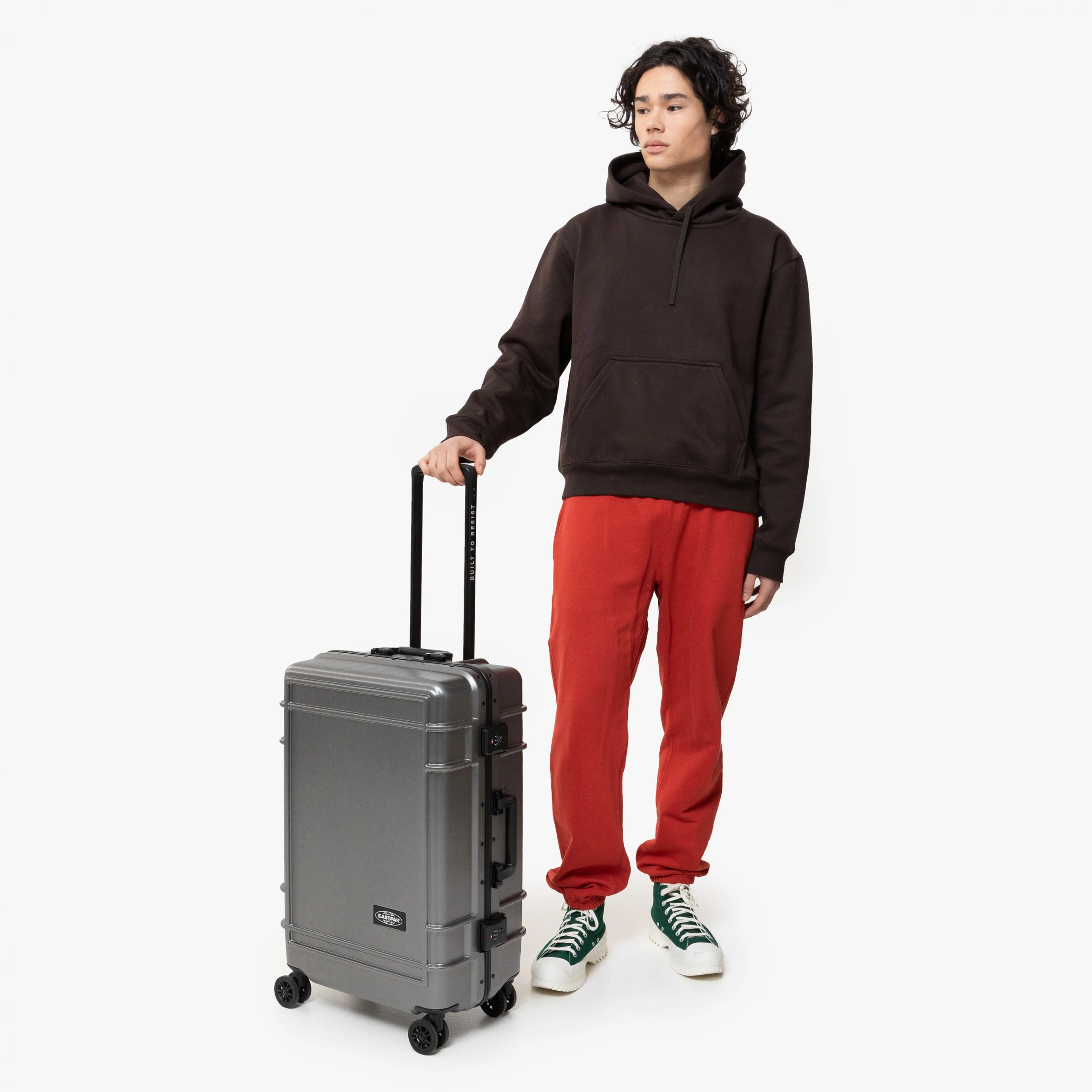 Eastpak Resist'R 4 Wheel 68.5cm Medium Suitcase - Image 31