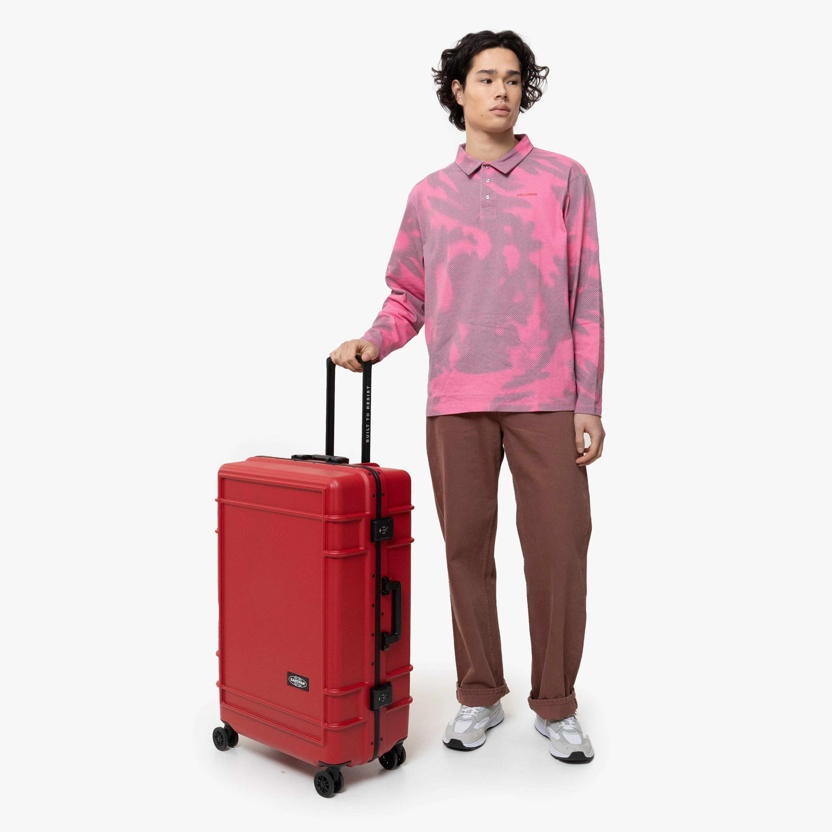 Eastpak Resist'R 4 Wheel 78cm Large Suitcase - Image 12