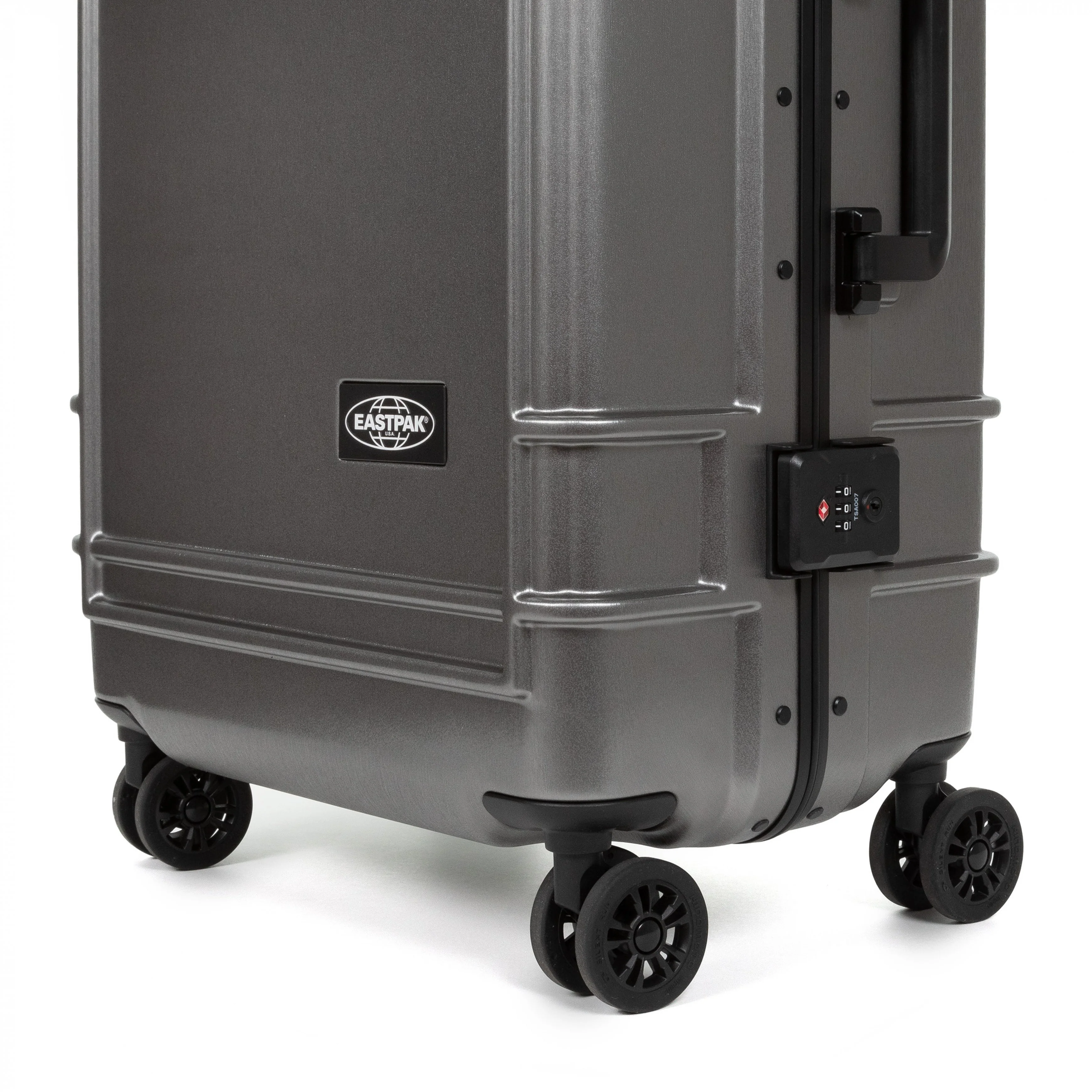 Eastpak Resist'R 4 Wheel 78cm Large Suitcase - Image 26