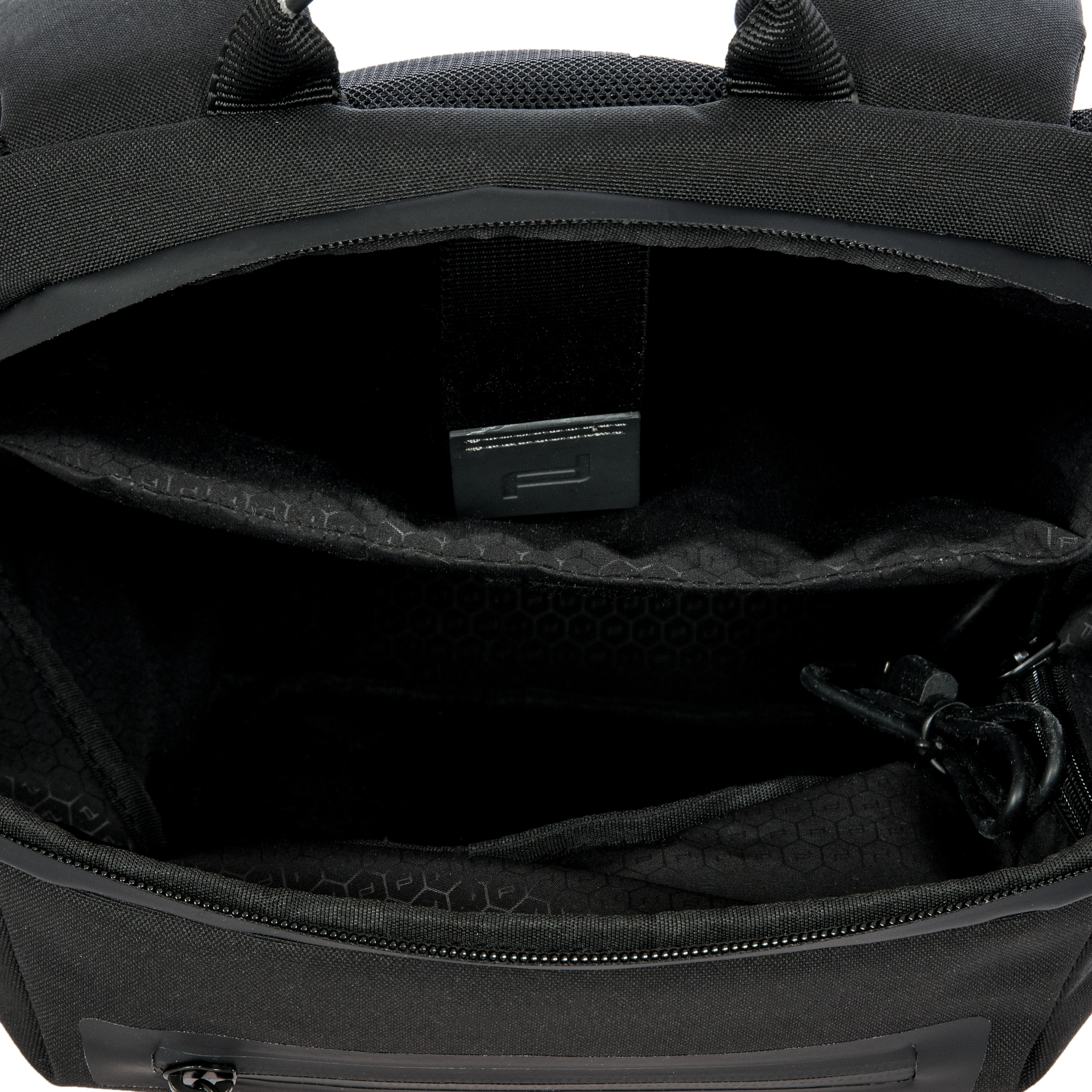 Porsche Design Urban Eco Backpack Small - Image 5