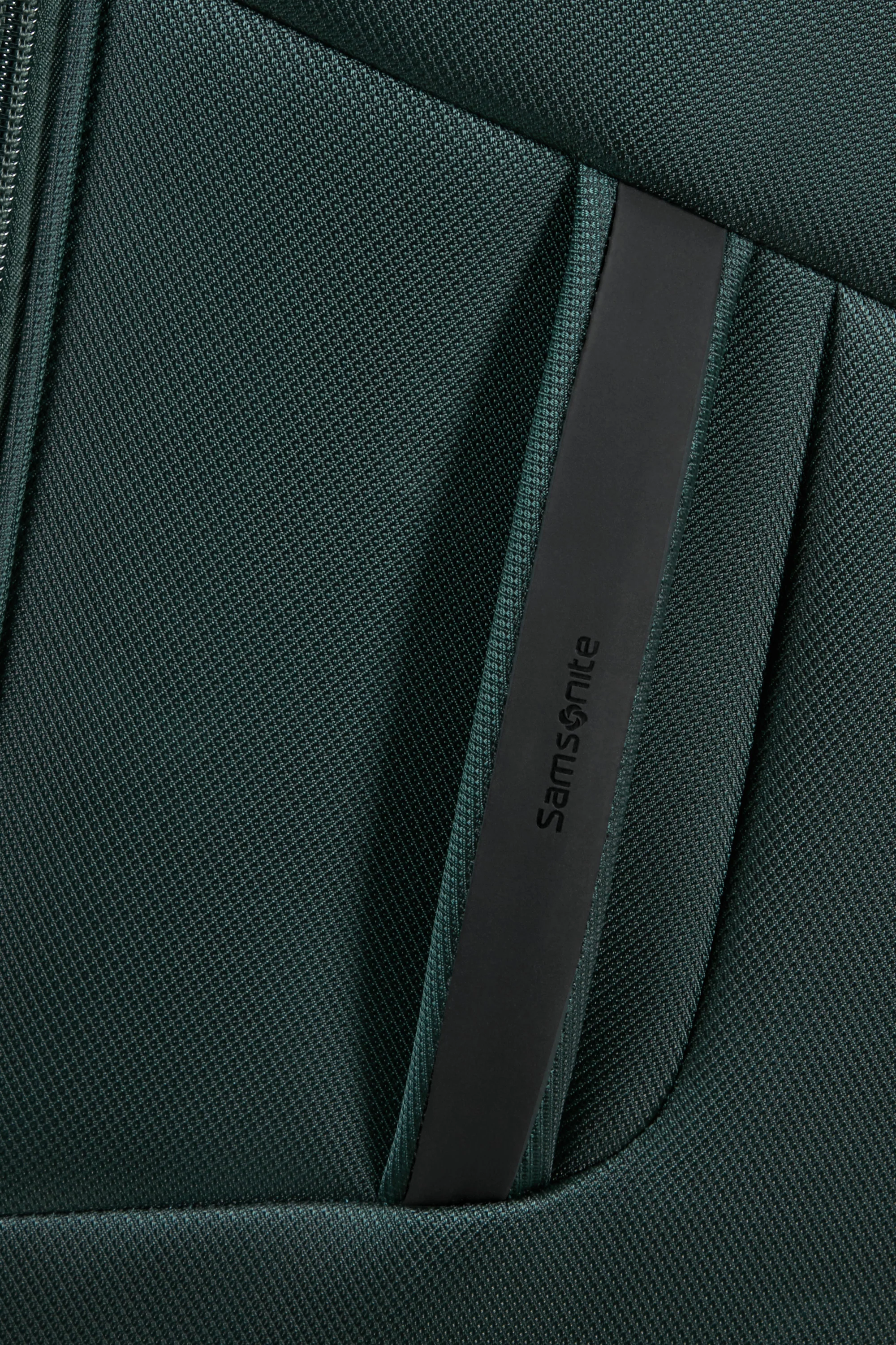Samsonite Respark 67cm Expandable Spinner - Image 49