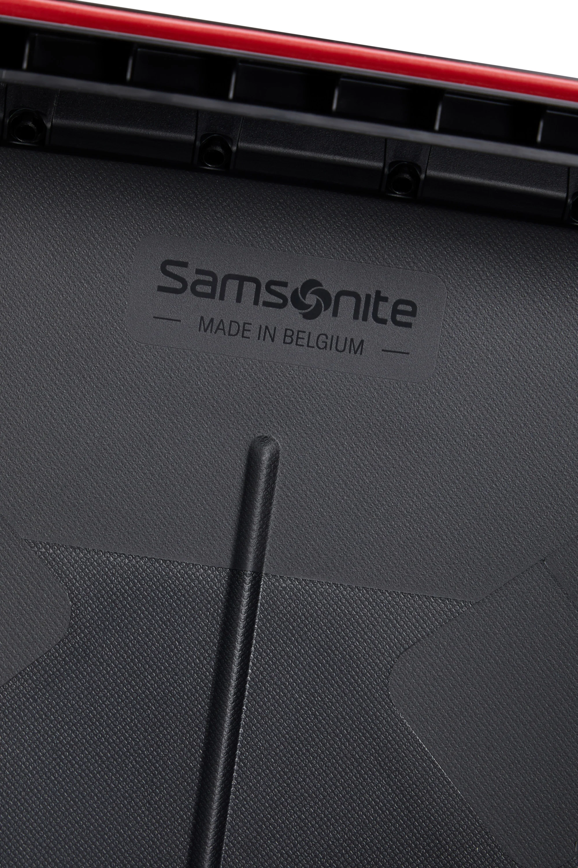 Samsonite Essens 55cm - Cabin Spinner - Image 97