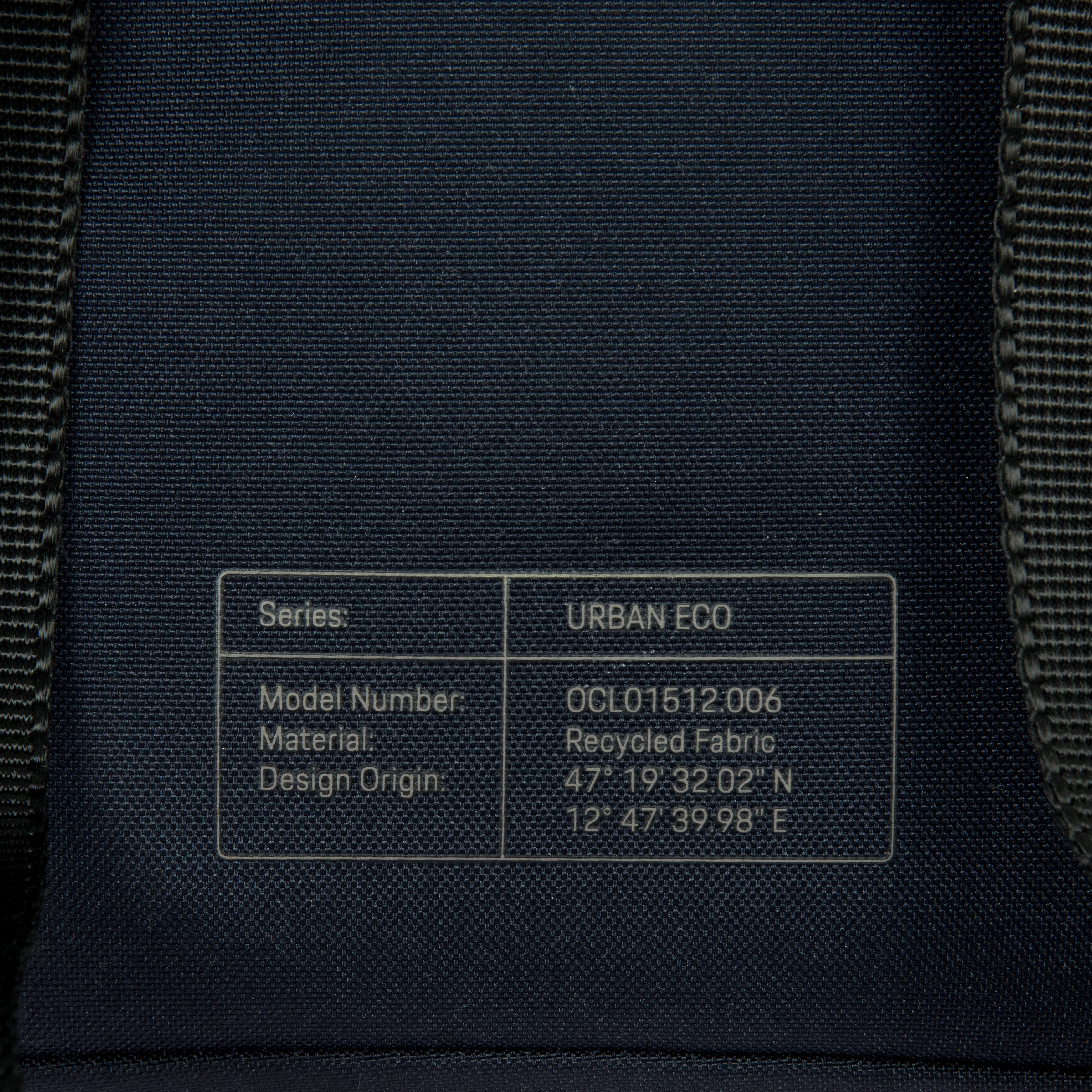 Porsche Design Urban Eco Shoulder Bag S - Image 21
