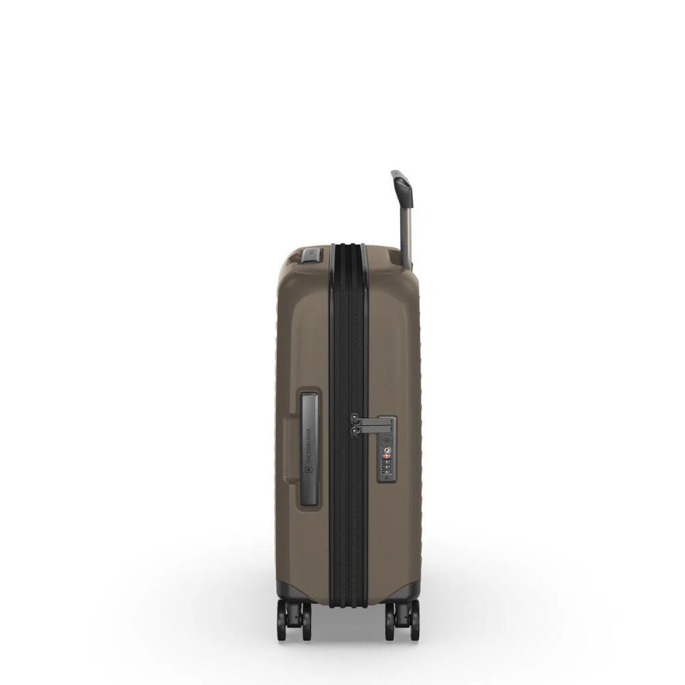 Victorinox Airox Advanced Spinner 55cm - Cabin - Image 13