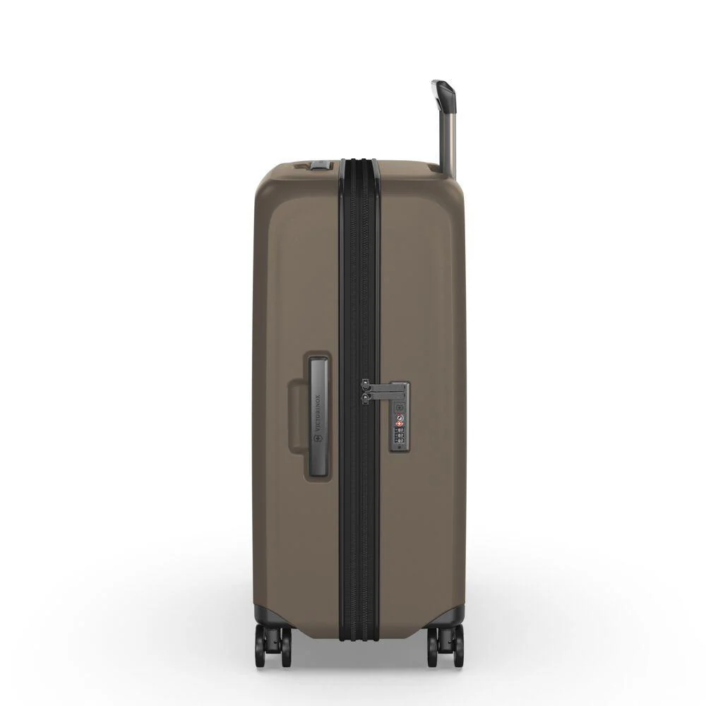 Victorinox Airox Advanced Spinner 69cm - Medium - Image 25